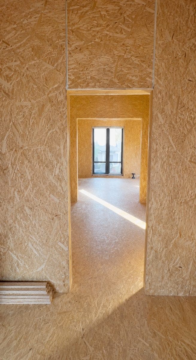 Строительство дома 120 м² Ленинец — фасад крупным планом