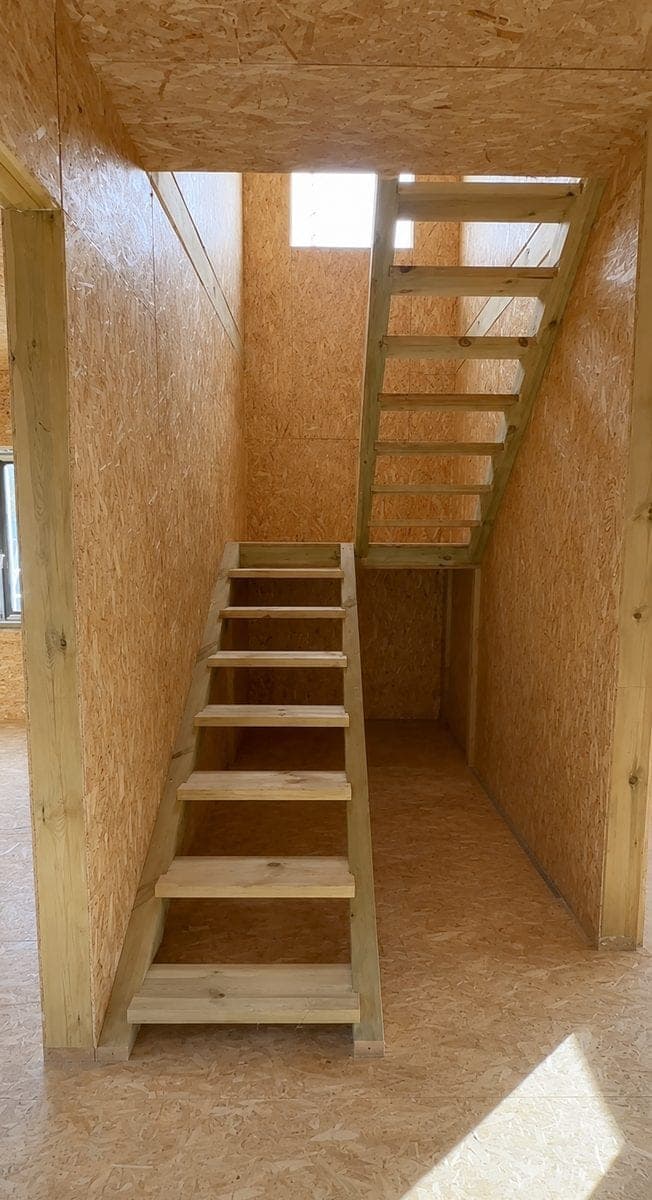 Строительство дома 120 м² Ленинец — входная группа